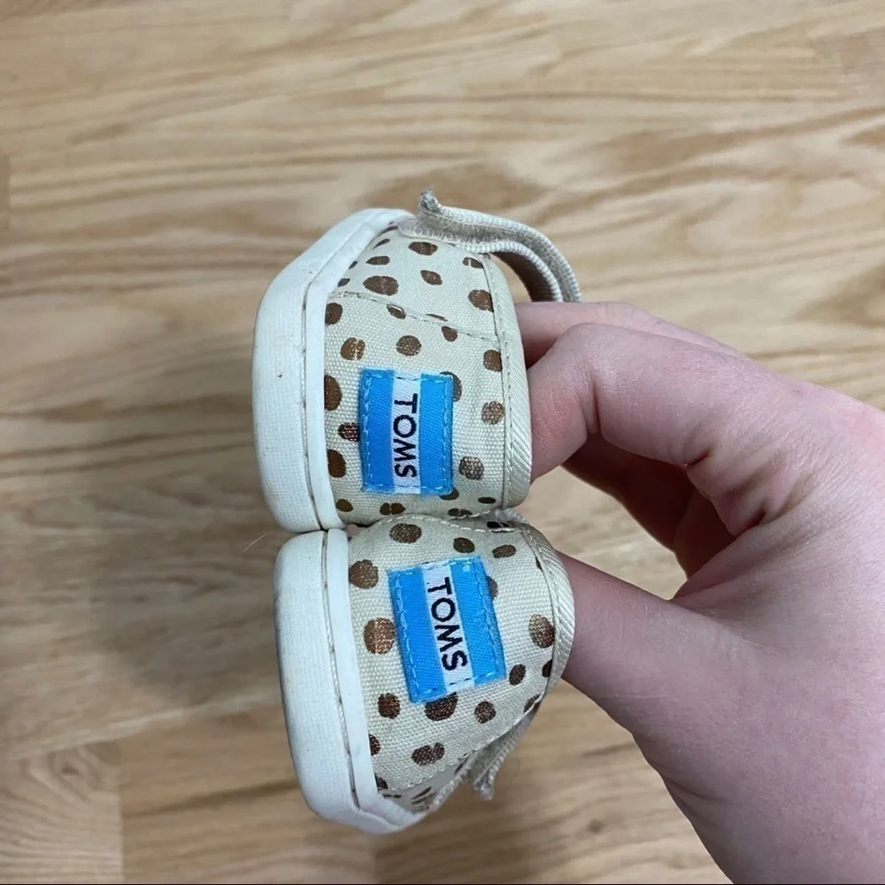 Toms Bronze Polka Dot Velcro Shoes Sz 4 Kids Baby Mary Jane Flats